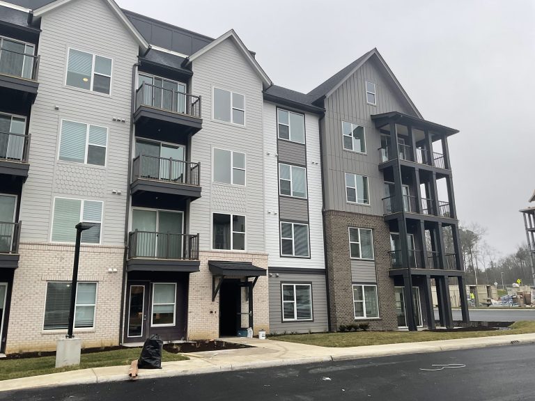 Oak Hill Apartments